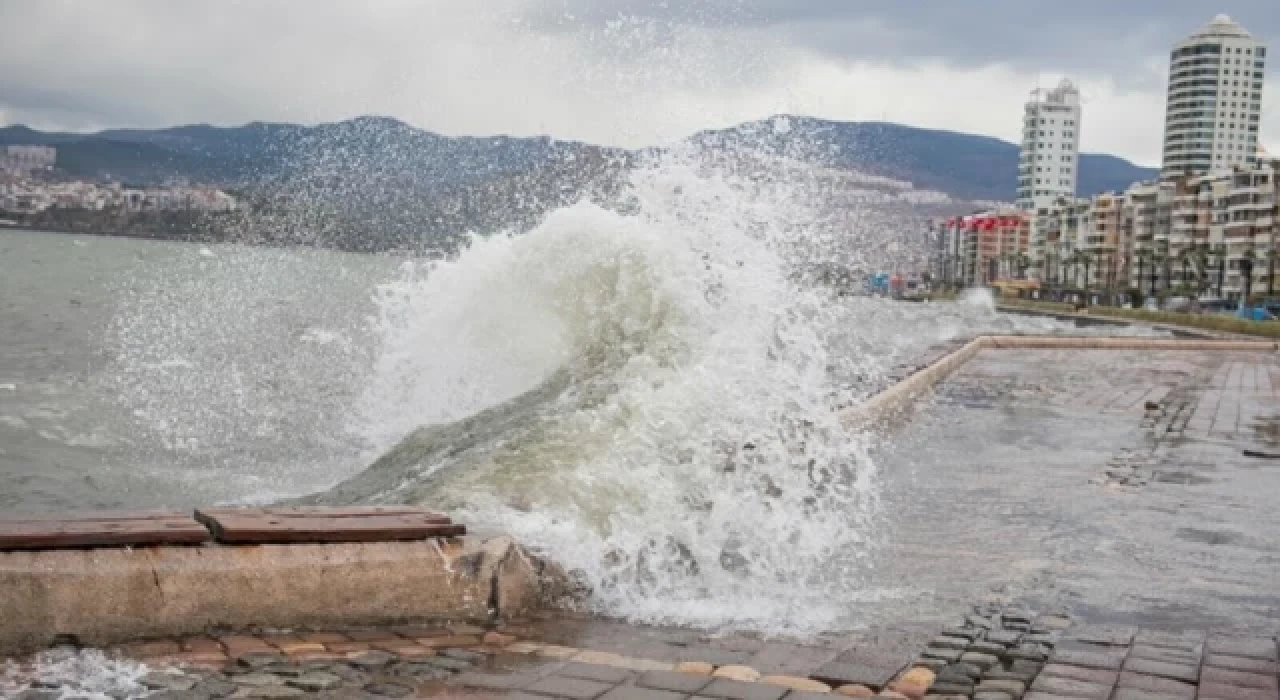 Meteoroloji'den Ege Denizi için fırtına uyarısı