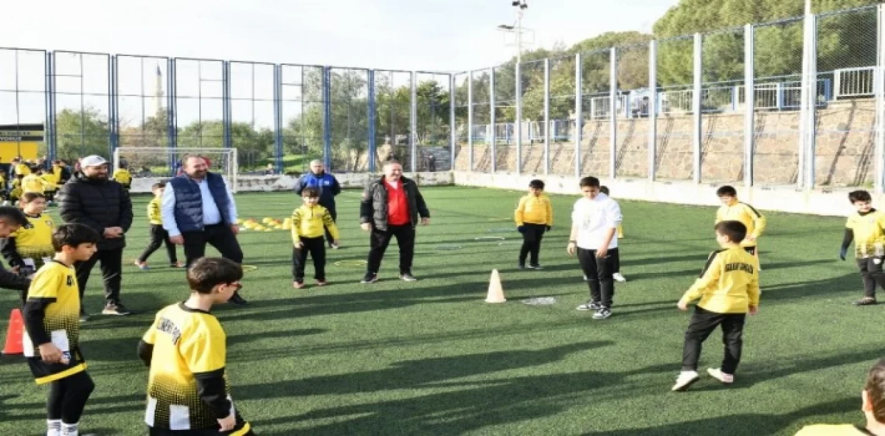 Yaşar Kemal Parkı Çiğli’de törenle açıldı