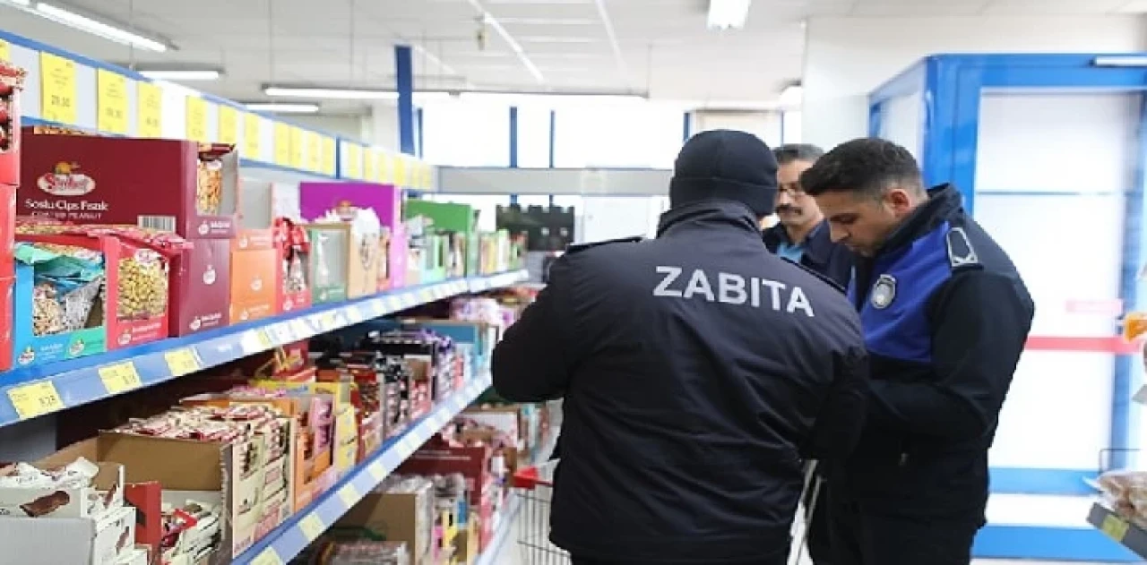 Zabıta ekiplerinden zincir marketlere denetim