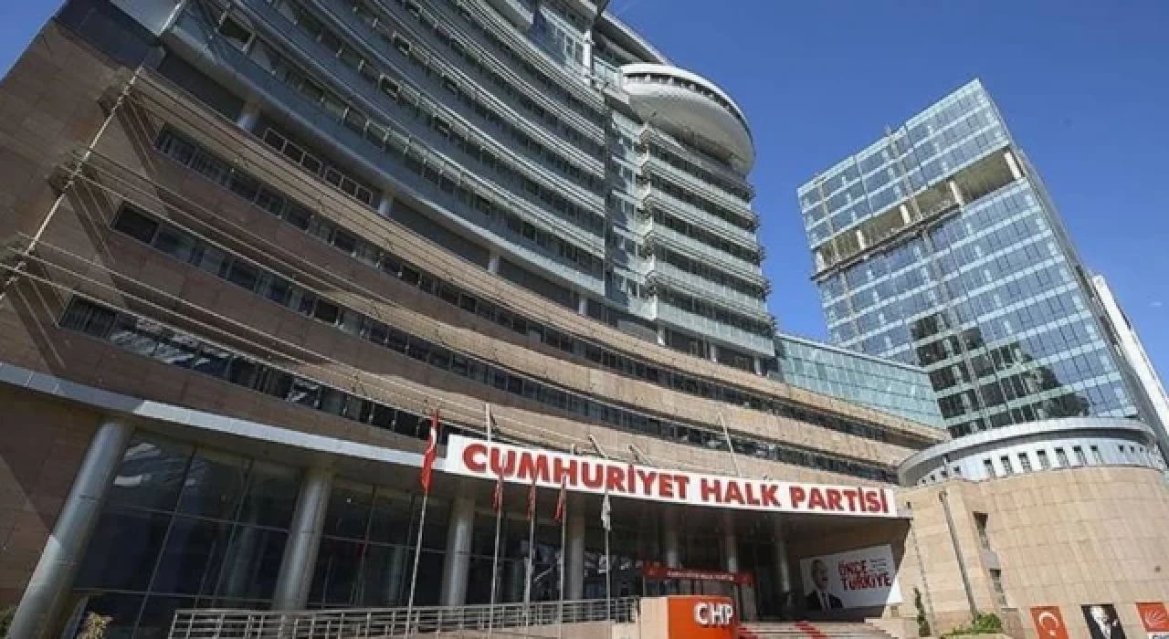 CHP'de 3'ü büyükşehir 4 il ile 11 ilçenin daha adayı beli oldu