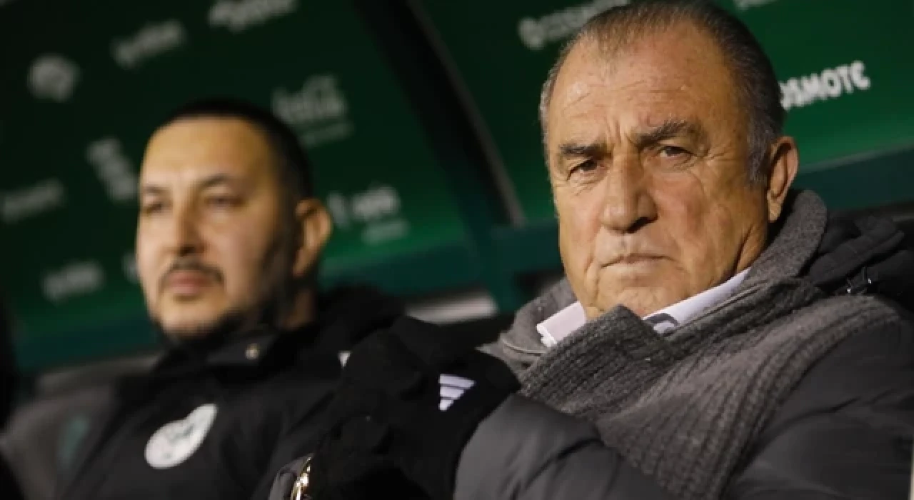 Fatih Terim yönetimindeki Panathinaikos, Aris'i 2-0 yendi