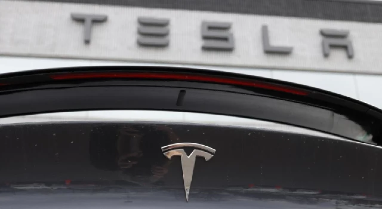 Tesla'ya 1,5 milyon dolarlık tehlikeli atık cezası