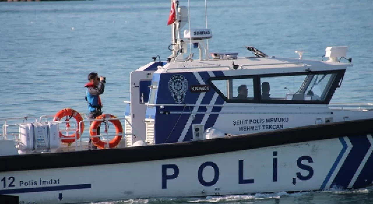 Zonguldak'ta batan geminin kayıp personelini arama çalışmaları sürüyor