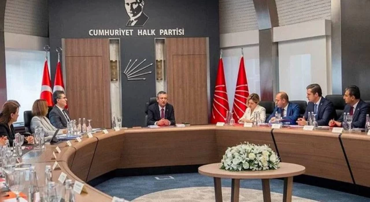 CHP Genel Merkezi'nde kritik toplantı: Son düzlükte nasıl bir strateji izlenecek?