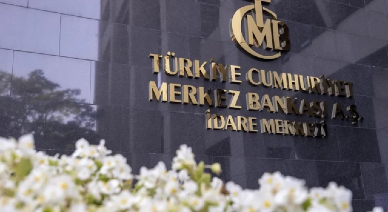 Merkez Bankası yayımladı: Yıl sonu enflasyon ve dolar tahmini değişti