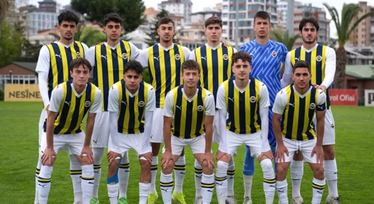 Fenerbahçe yönetimi ve U19 Takımı, Süper Kupa maçı için Şanlıurfa'ya gitti