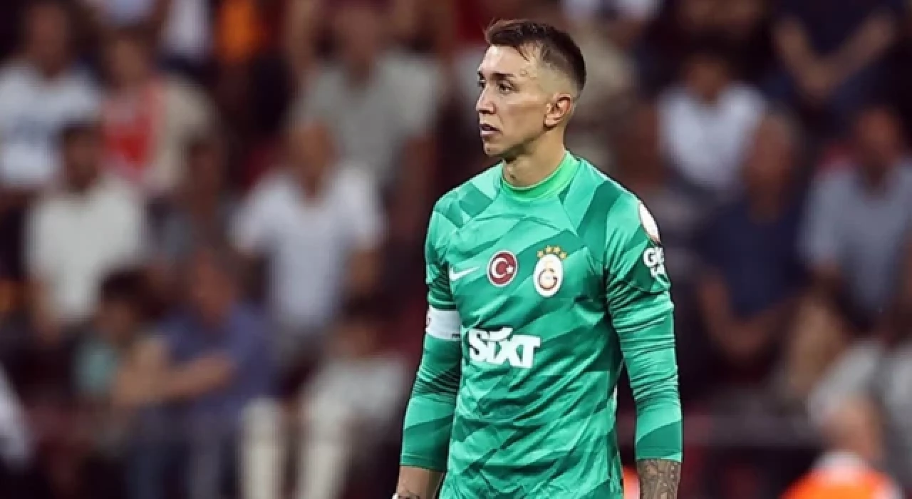 Sözleşmesini yenileyen Muslera: Sonsuza kadar Galatasaray'dayım