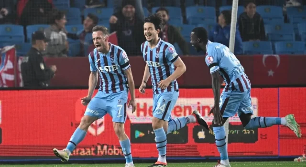 Türkiye Kupası yarı final mücadelesinde Trabzonspor, Fatih Karagümrük'ü 3-2 mağlup etti