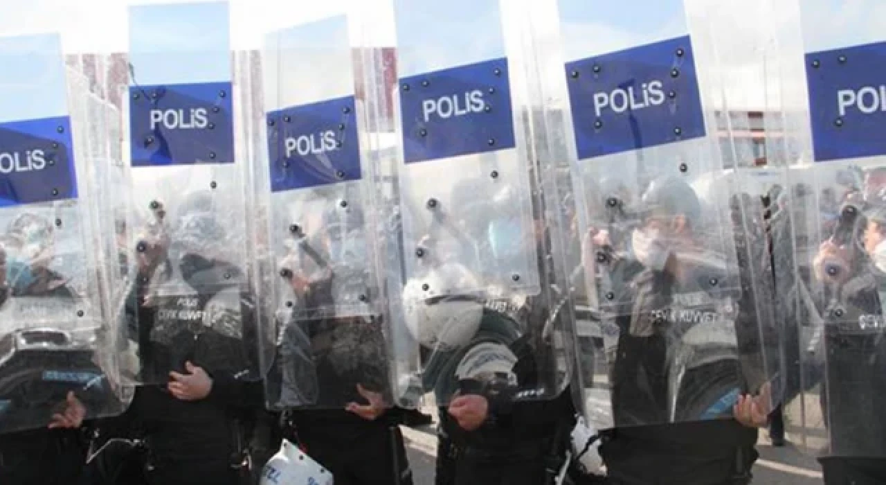 Birçok ilde gösteri yürüyüşü ve açık hava toplantılarına geçici yasaklandı