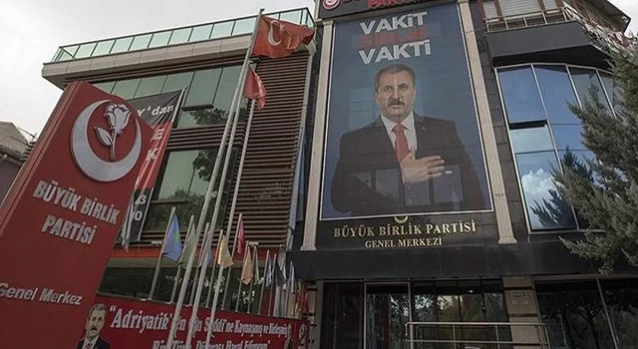 Büyük Birlik Partisi’nde 5 il başkanı görevden alındı