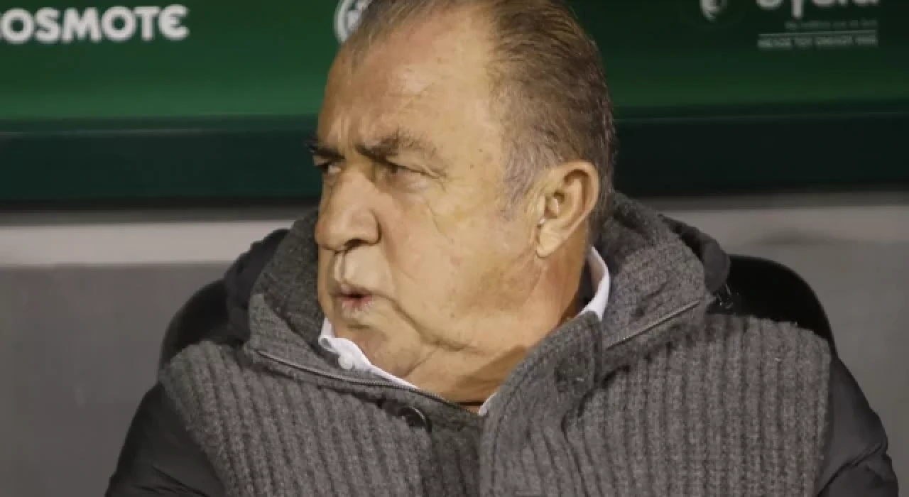 Fatih Terim yönetimindeki Panathinaikos PAOK'a yenilerek şampiyonluk umutlarını yitirdi