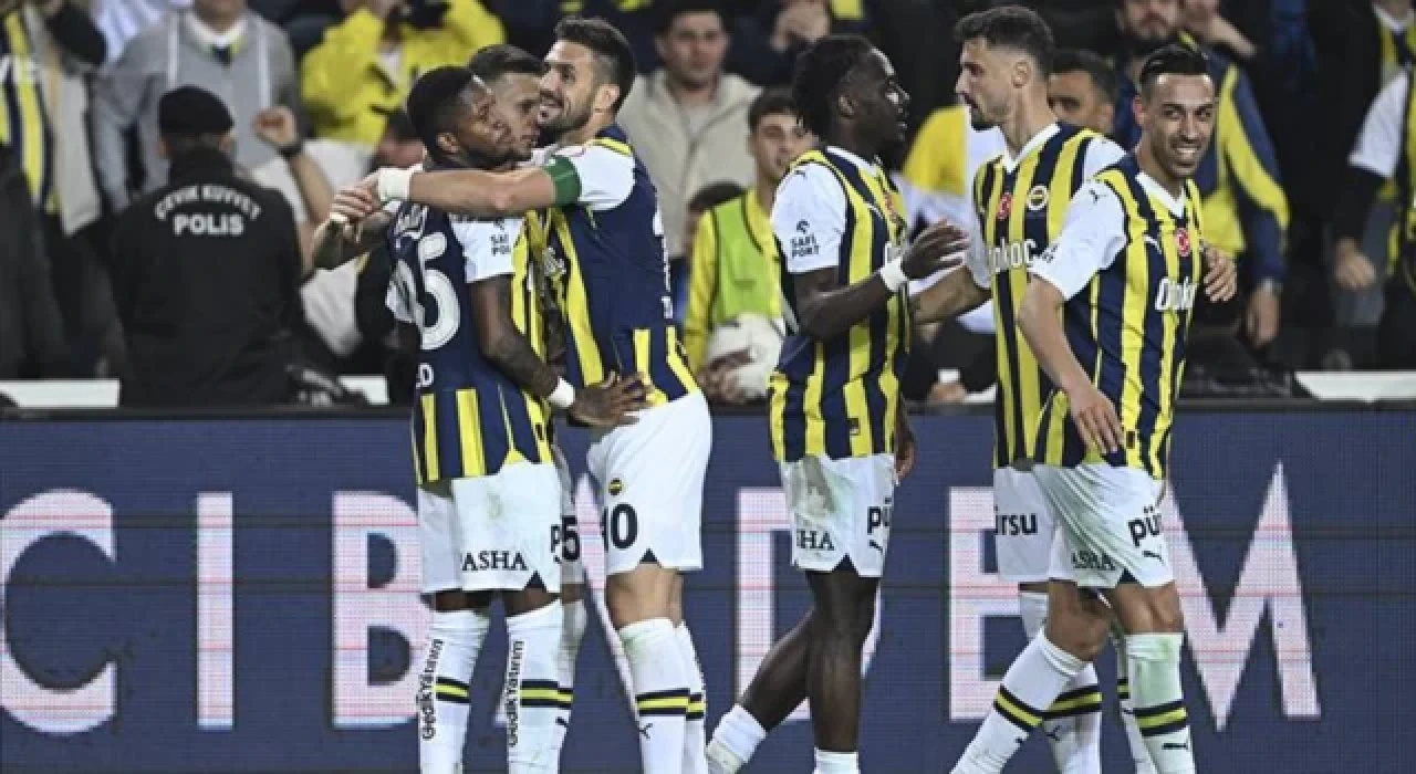 Fenerbahçe'nin Konya maçı kamp kadrosu belli oldu