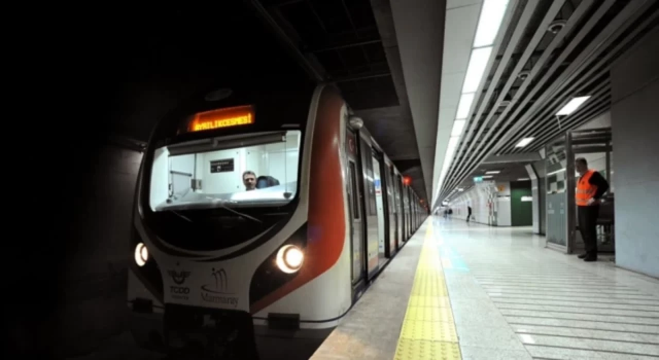 Marmaray'da intihar: Seferler durduruldu