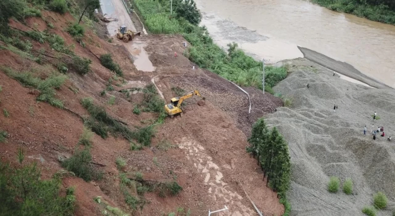 Papua Yeni Gine'de heyelan: 100'den fazla kişi hayatını kaybetti