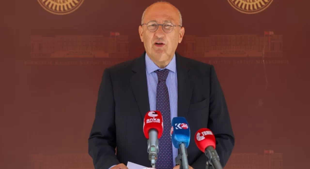 CHP’li Çakırözer mayıs ayı Basın Özgürlüğü Raporu’nu yayınladı: Tasarruf Genelgesi Anadolu basınını vurdu: yerel gazeteler kapanıyor