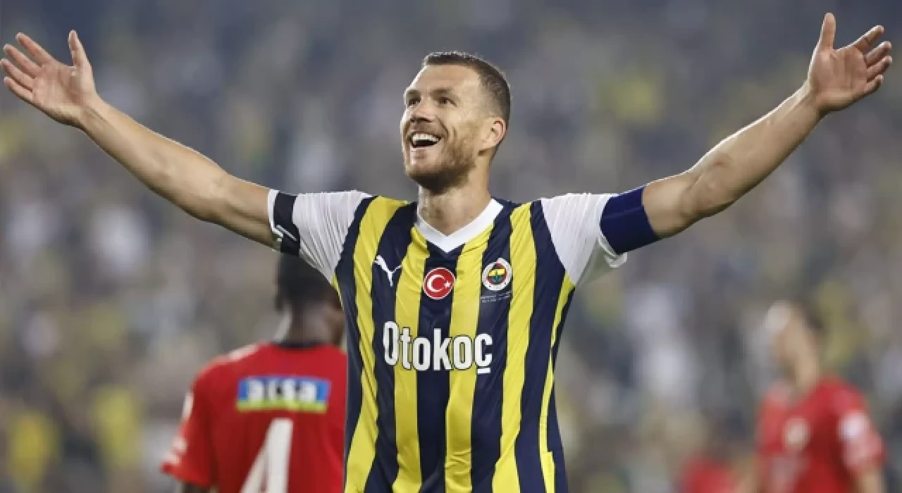 Edin Dzeko’ya Arabistan'dan çift basamaklı teklif!