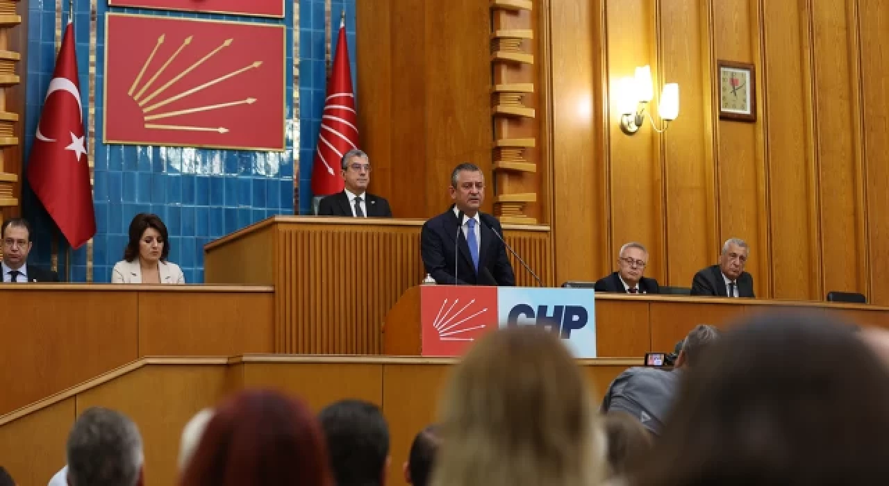 CHP il belediye başkanları, Özgür Özel başkanlığında Burdur'da toplanıyor