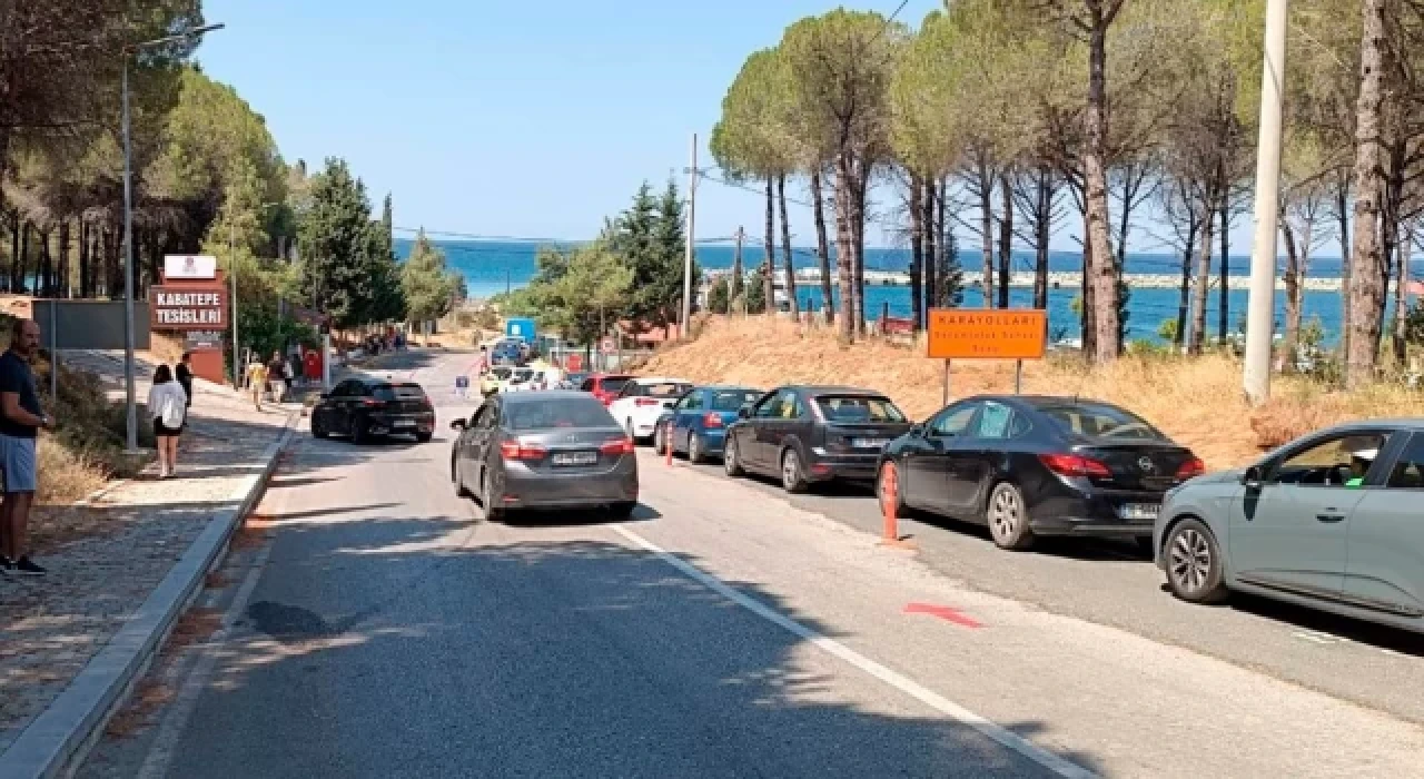 Gökçeada ve Bozcaada feribotlarındaki yoğunluktan dolayı ek seferler konuluyor