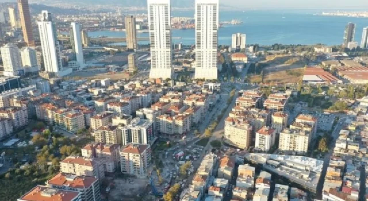 İzmir'deki binaların durumu tedirgin etti