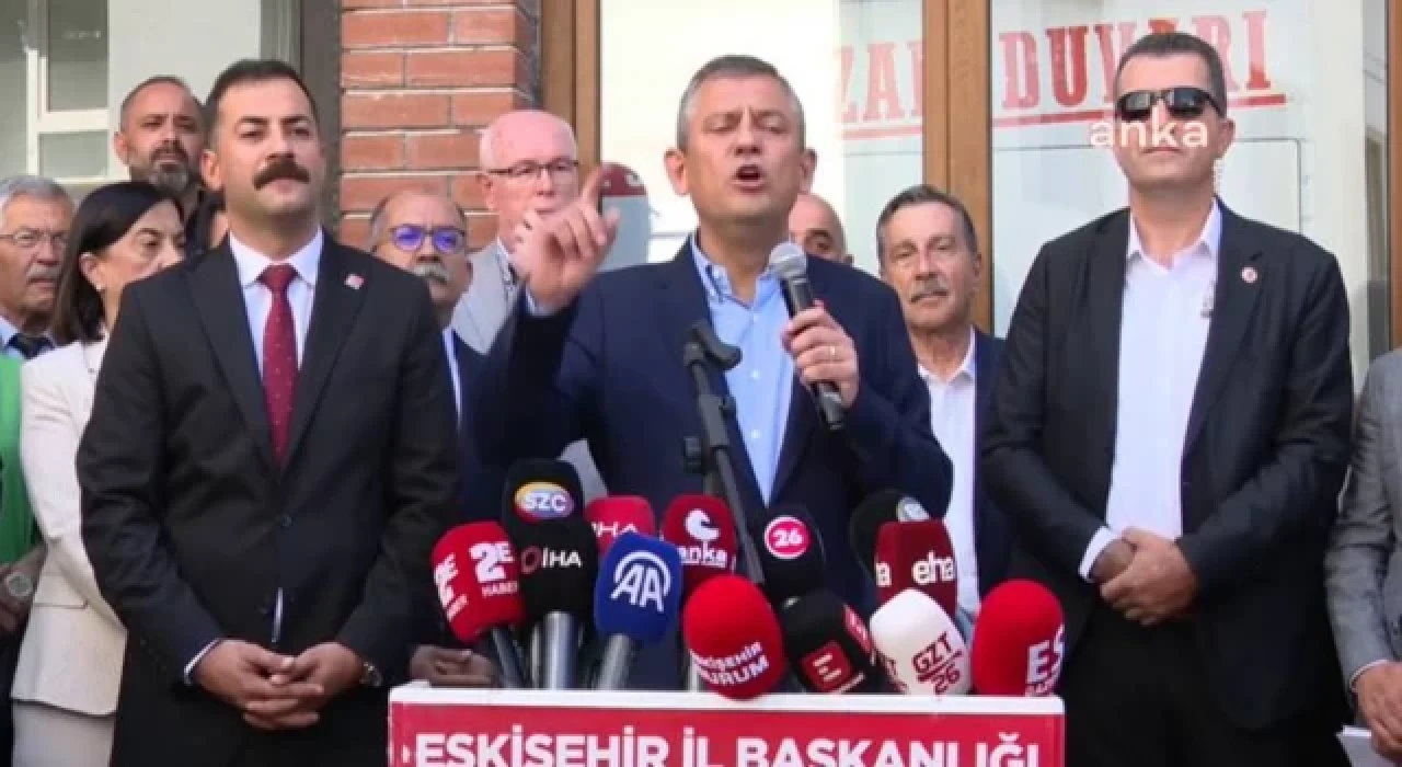 Özgür Özel: Darbe halkın seçtiklerini işlevsiz kılmaktır. Şimdi yaşanan mali darbe girişimidir