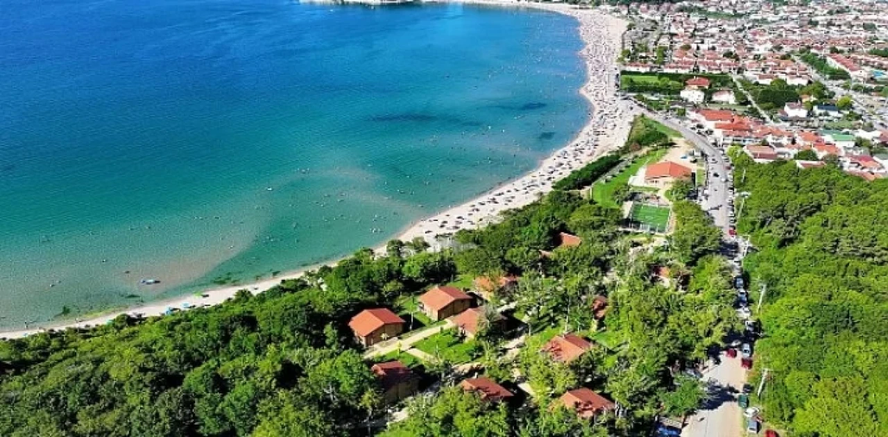 Başkan Büyükakın’dan başarılı öğrencilere tatil jesti