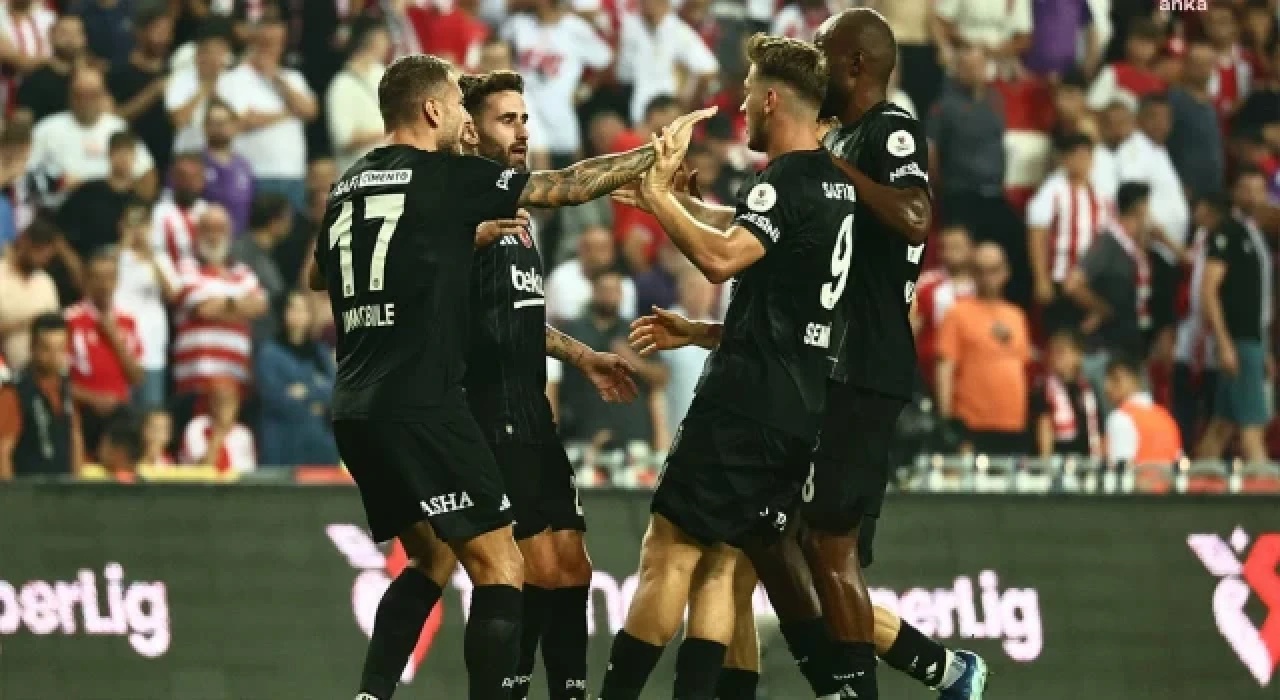 Beşiktaş, Samsunspor'u deplasmanda 2-0 mağlup etti