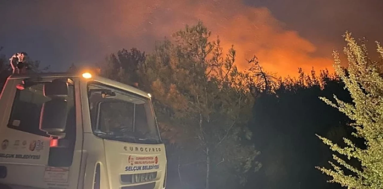 Efes Selçuk Belediyesi’nden yangın bölgesine destek