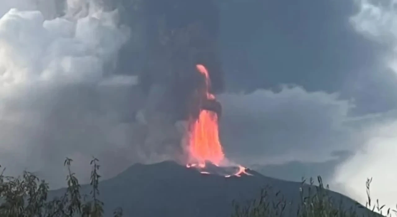 Etna Yanardağı lav püskürtmeye başladı