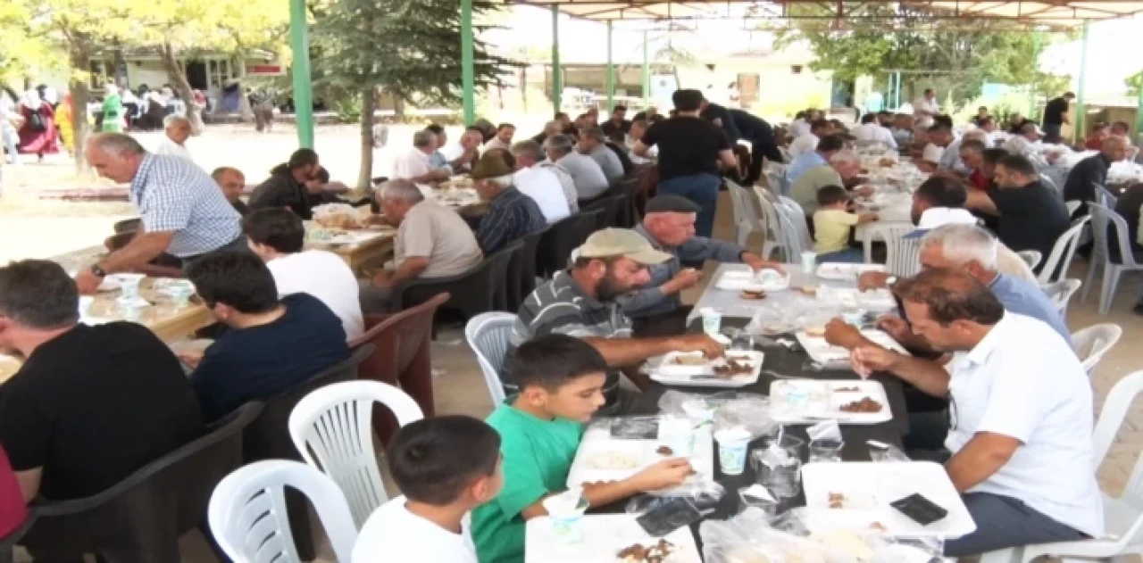 Haydar Baş Eskişehir’de mevlit ve yemekle anıldı