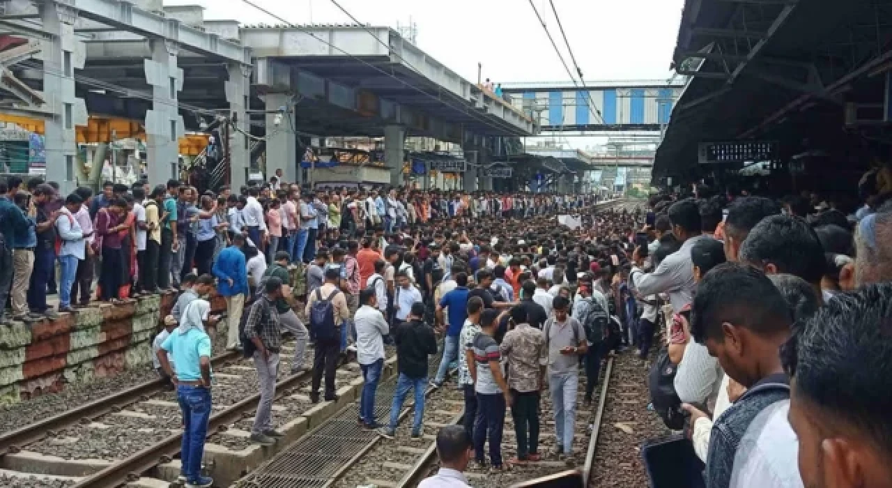 Hindistan’da, çocuklara yönelik cinsel istismar iddiaları büyük protestolara neden oldu