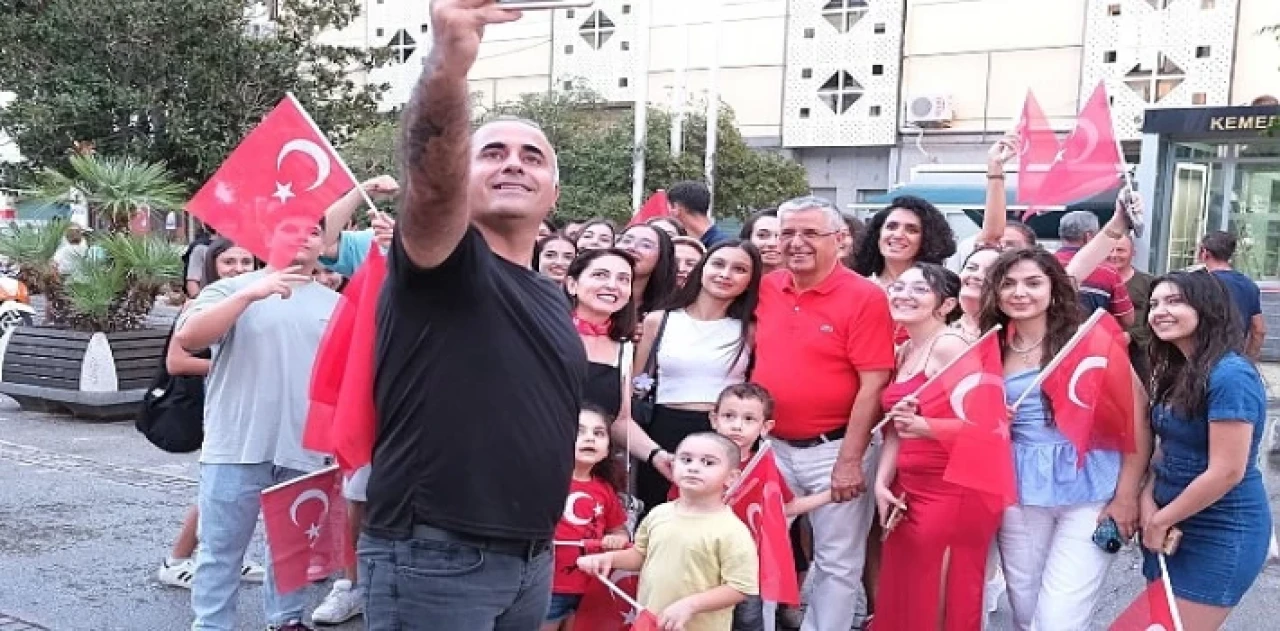 Kemer’de Zafer Bayramı coşkusu