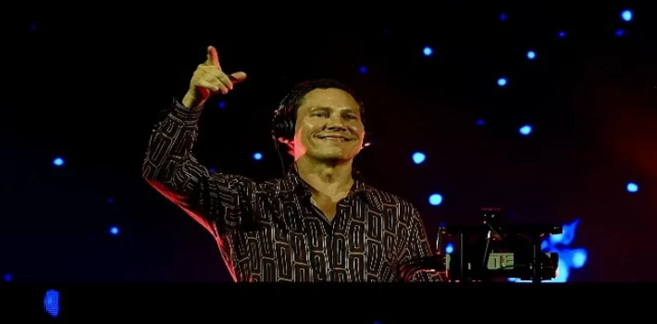 Tiësto, İstanbul’da on binlerle buluştu!