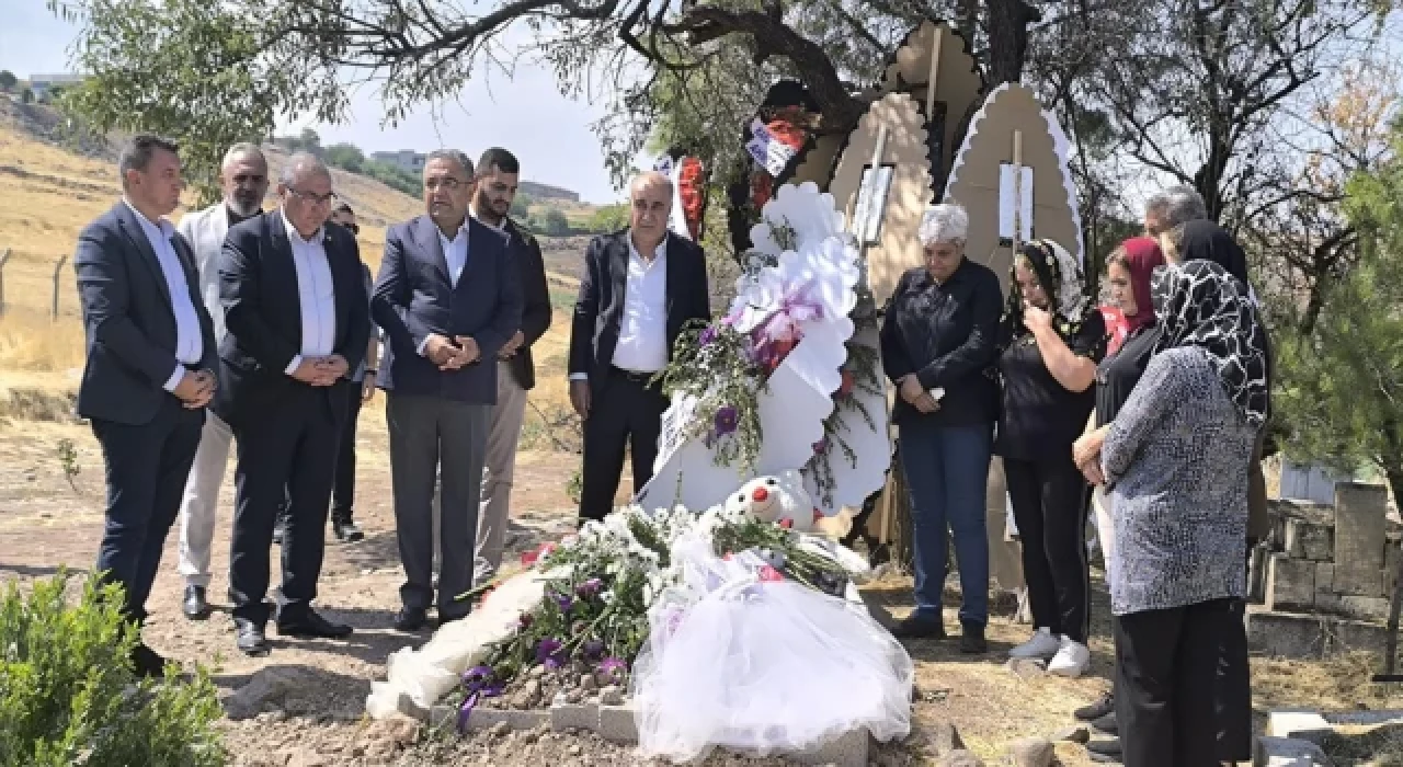 CHP’li Tanrıkulu, Tavşantepeli köylülerden Narin Güran cinayeti hakkında bildiklerini paylaşmalarını istedi