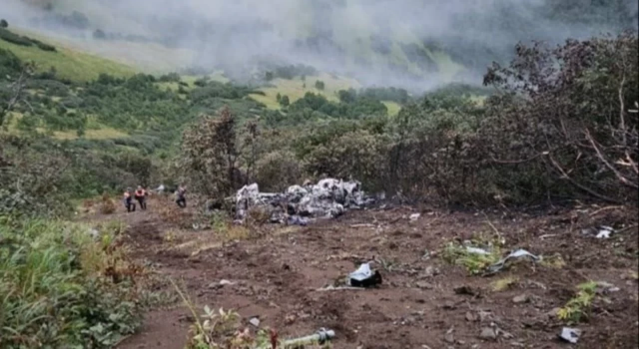 Kayıp helikopterin enkazı bulundu: 17 kişinin cesedine ulaşıldı