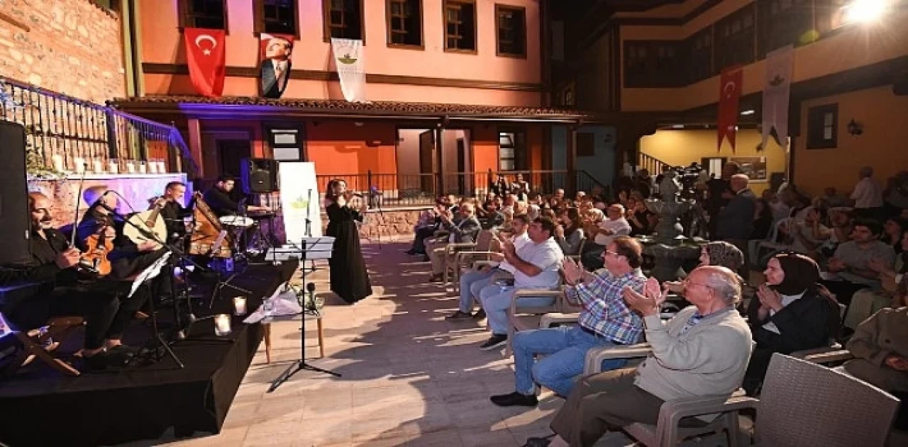 Şadırvanlı Han Avlu Buluşmaları muhteşem bir konser ile başladı