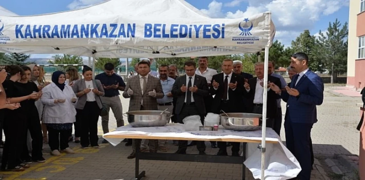 Yeni eğitim yılı, ’’Aşure Etkinliği’’ ile başladı.