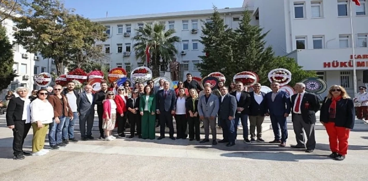 Karşıyaka’da Cumhuriyet Bayramı gururla kutlanıyor!