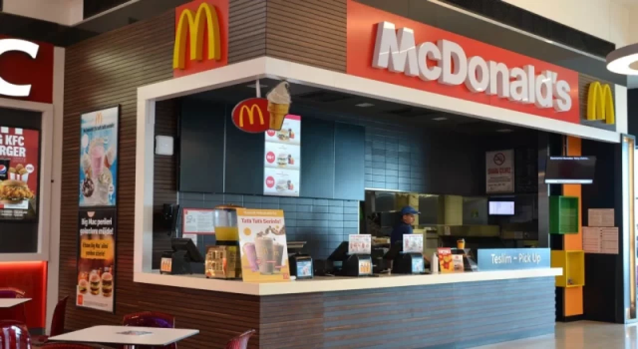 McDonald’s’ta panik! 75 kişide koli basili bakterisi görüldü