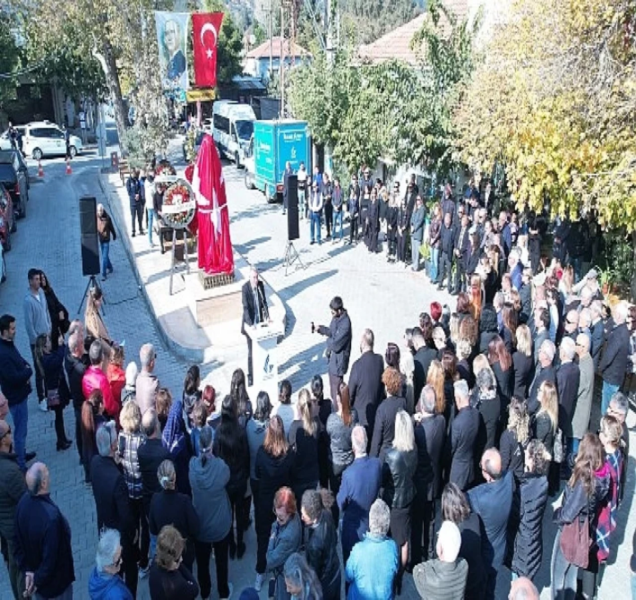 Çamlı’ya Ata’nın Yeni Heykeli Dikildi