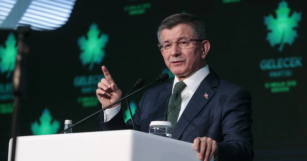 Davutoğlu, kayyım konusunda iktidarı topa tuttu: Siz ne yapmak istiyorsunuz Allah aşkına?