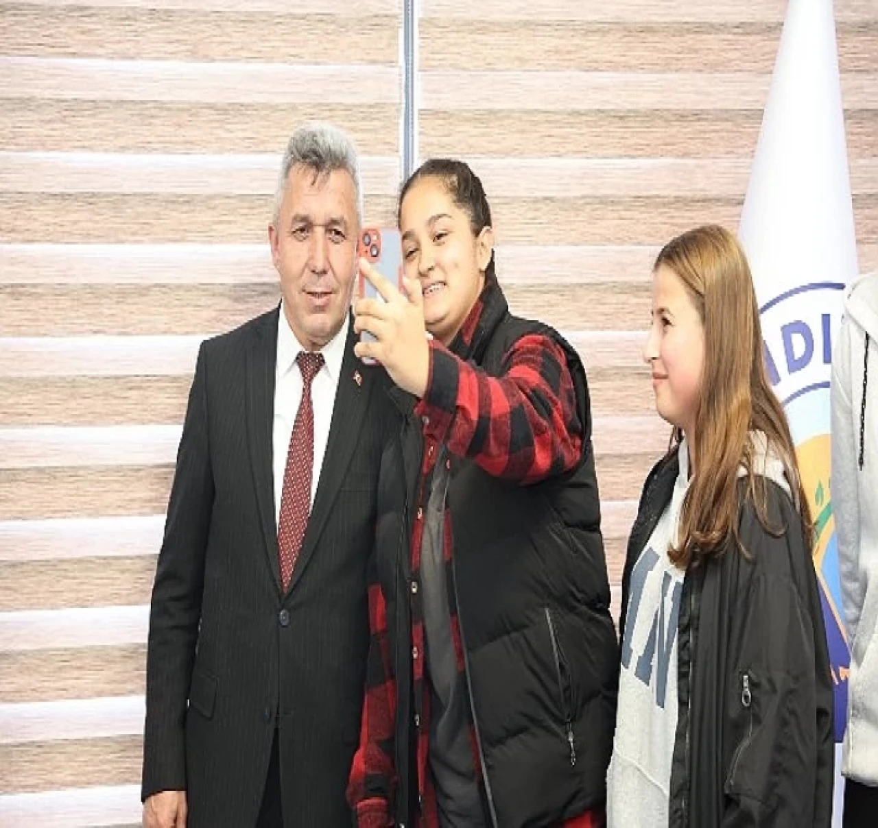 Kandıra Şehit Yavuz Sonat Güzel Mesleki ve Teknik Anadolu Lisesi Öğrencilerinden Başkan Ölmez’e Ziyaret