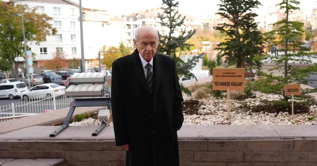 MHP Genel Başkanı Devlet Bahçeli, ağaç dikim seferberliği başlattı