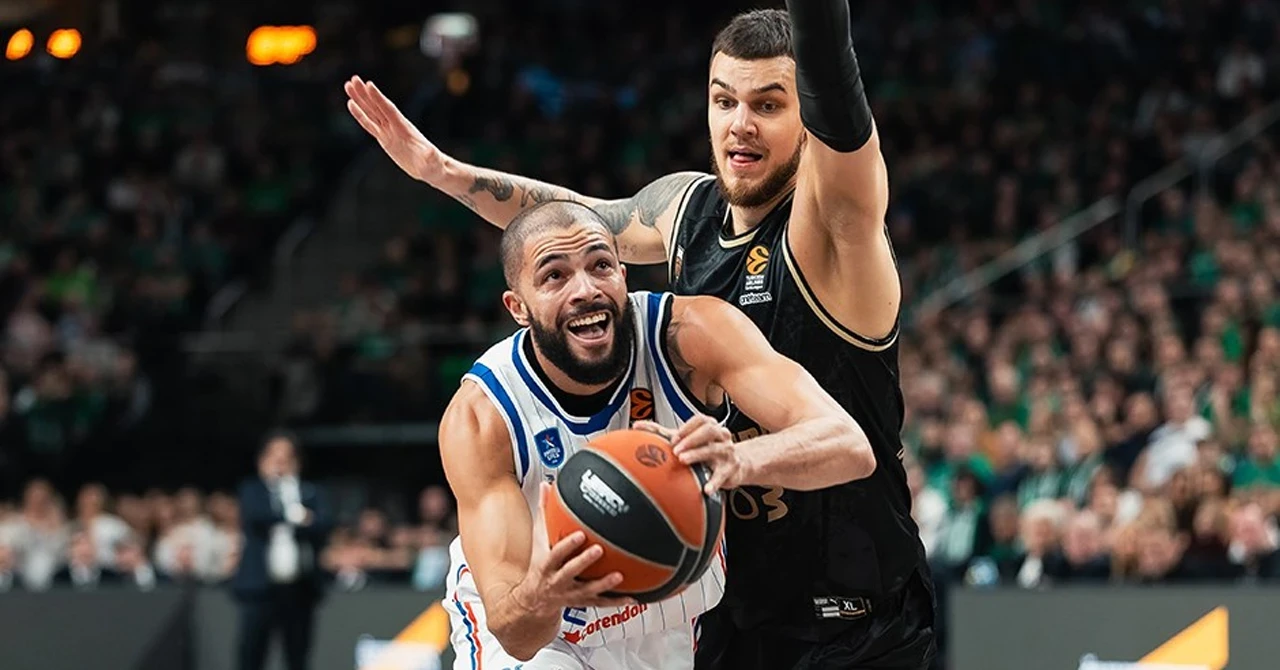 Anadolu Efes, Zalgiris karşısında deplasmanda kaybetti