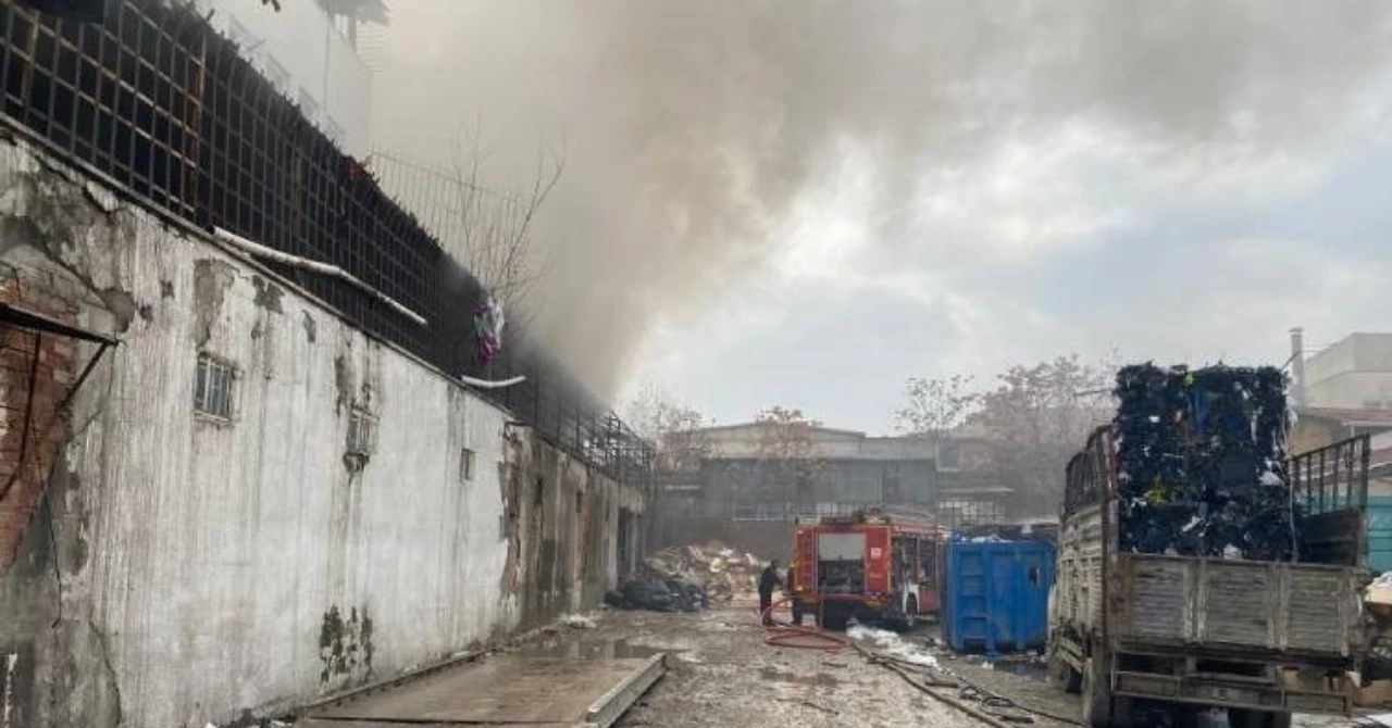 Ankara'da atık fabrikasında yangın