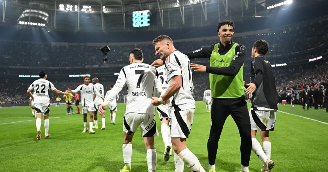 Beşiktaş derbide Fenerbahçe'yi devirdi