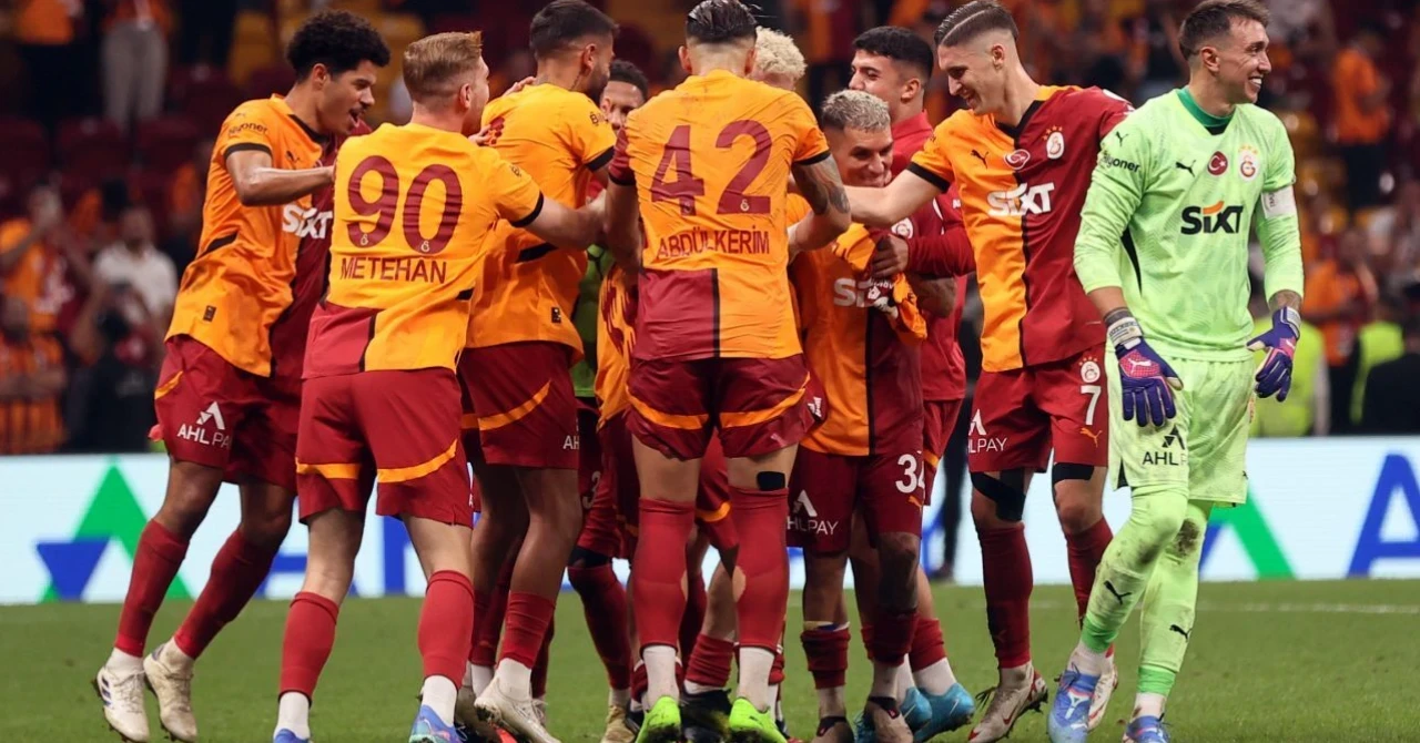 Galatasaray'ın Kayserispor maçı kamp kadrosunda 5 isim yer almadı