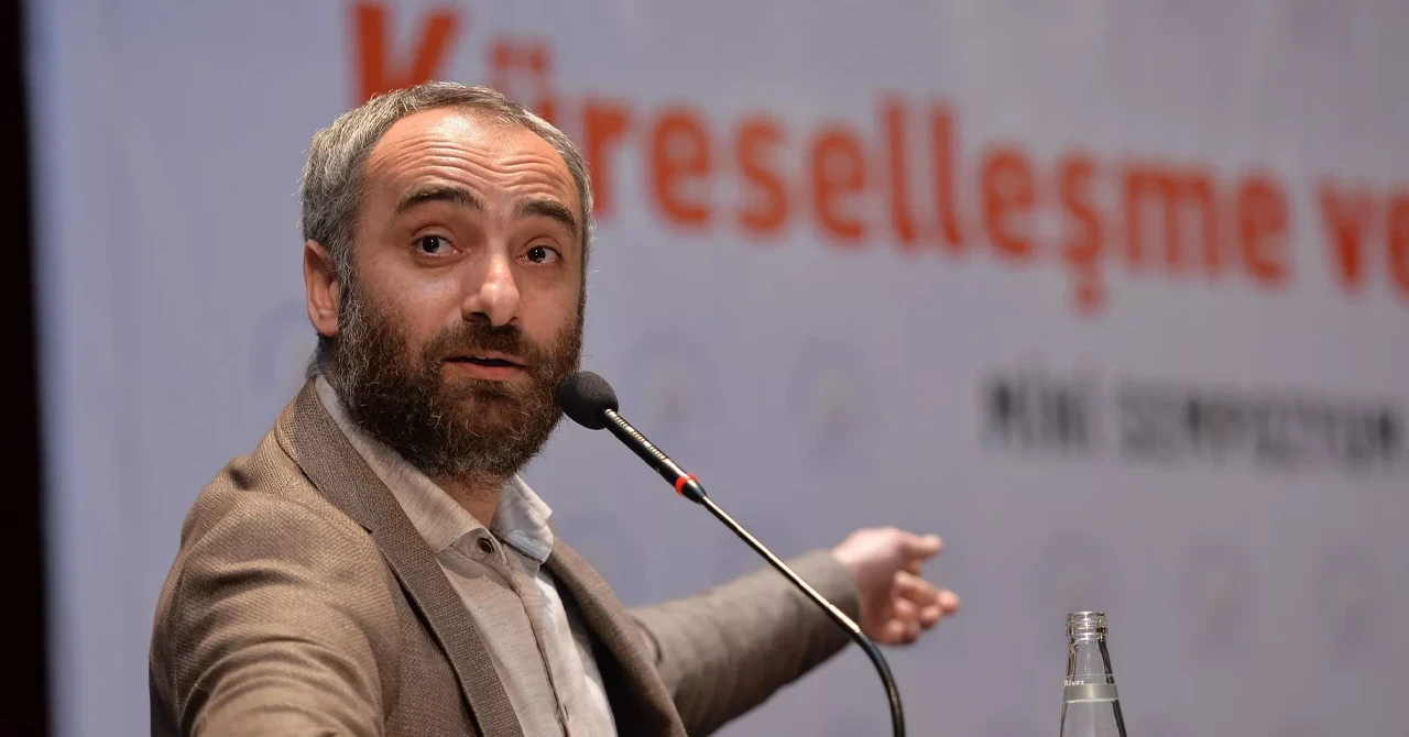 İsmail Saymaz'dan Özgür Özel'e sert eleştiri: "Esad’la diyalog ciddiyetsizliktir"