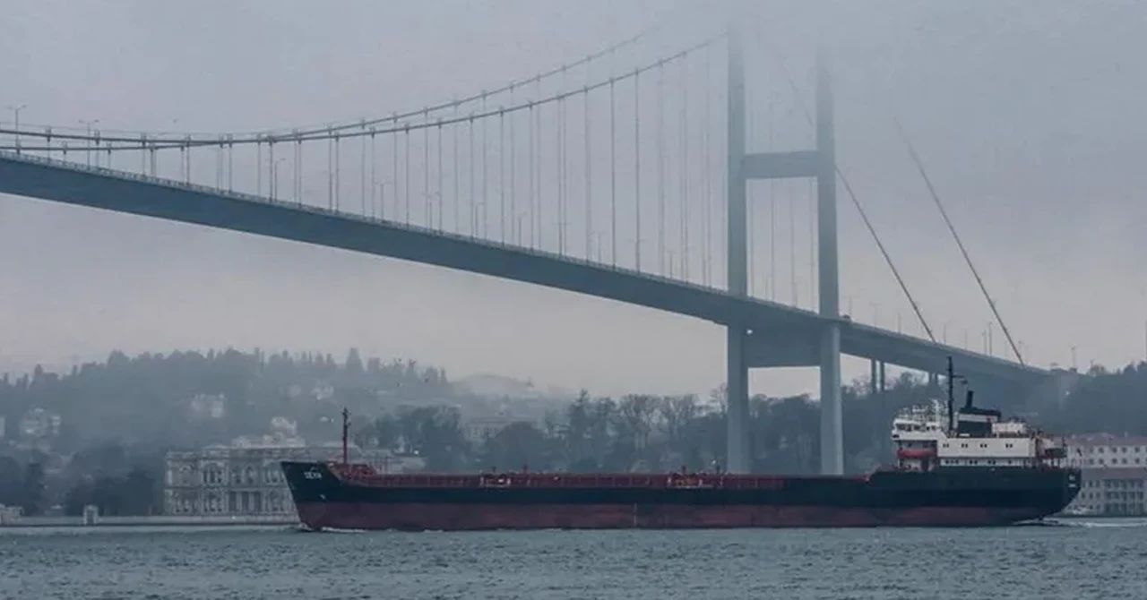 İstanbul Boğazı'nda tanker arızası: Gemi trafiği durduruldu