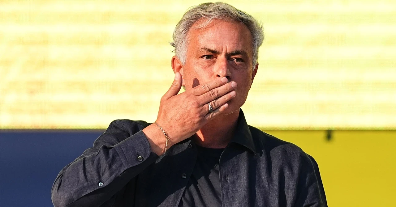 Jose Mourinho: Ronaldo gelmeyecek, elimde çok iyi üç santrforum var