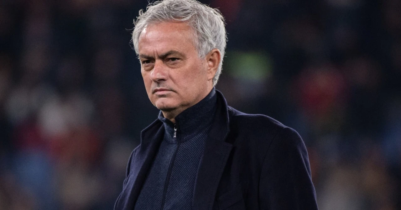 Jose Mourinho'dan Beşiktaş açıklaması: Şampiyon olamaz ama derbileri kazanabilir